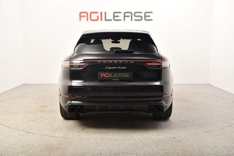 Gebraucht Porsche Cayenne Turbo 549 PS (403 kW) 2018 Schwarz SUV