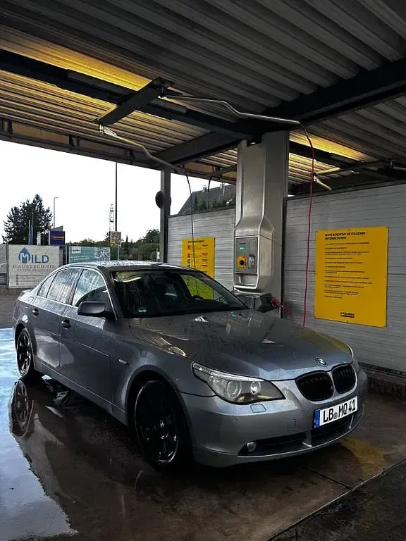 Gebraucht BMW 525 192 PS (141 kW) 2003 Silber Limousine