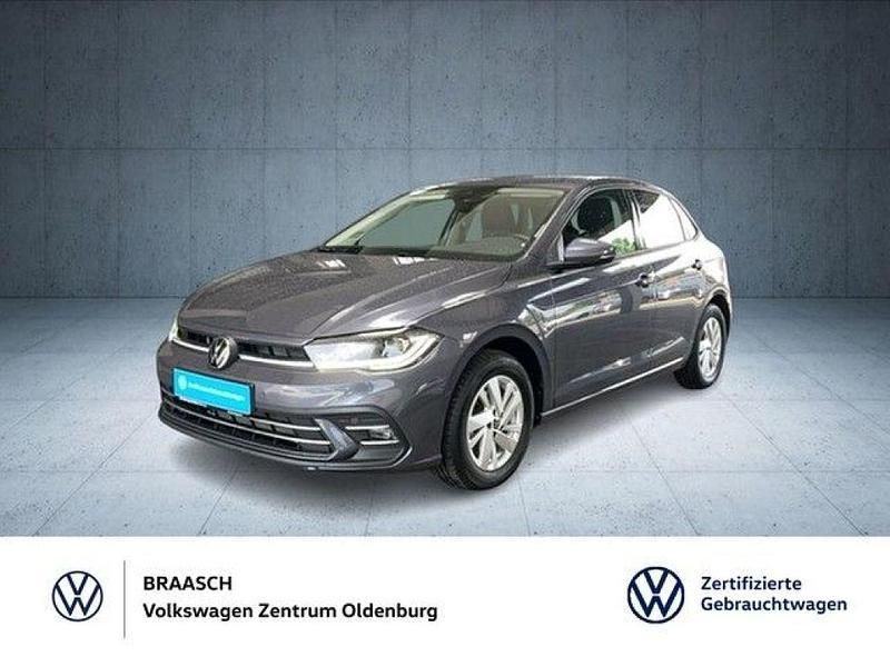 Grau Gebraucht 2024 VW Polo Style Limousine | 21.975 € (Fairer Preis) - Bild 1/4