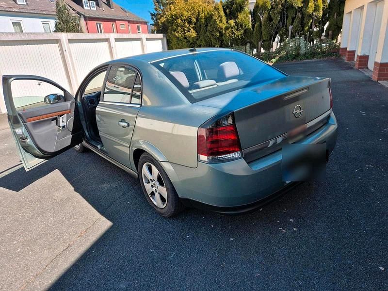 Gebraucht Opel Vectra 155 PS (114 kW) 2004 Grün Limousine