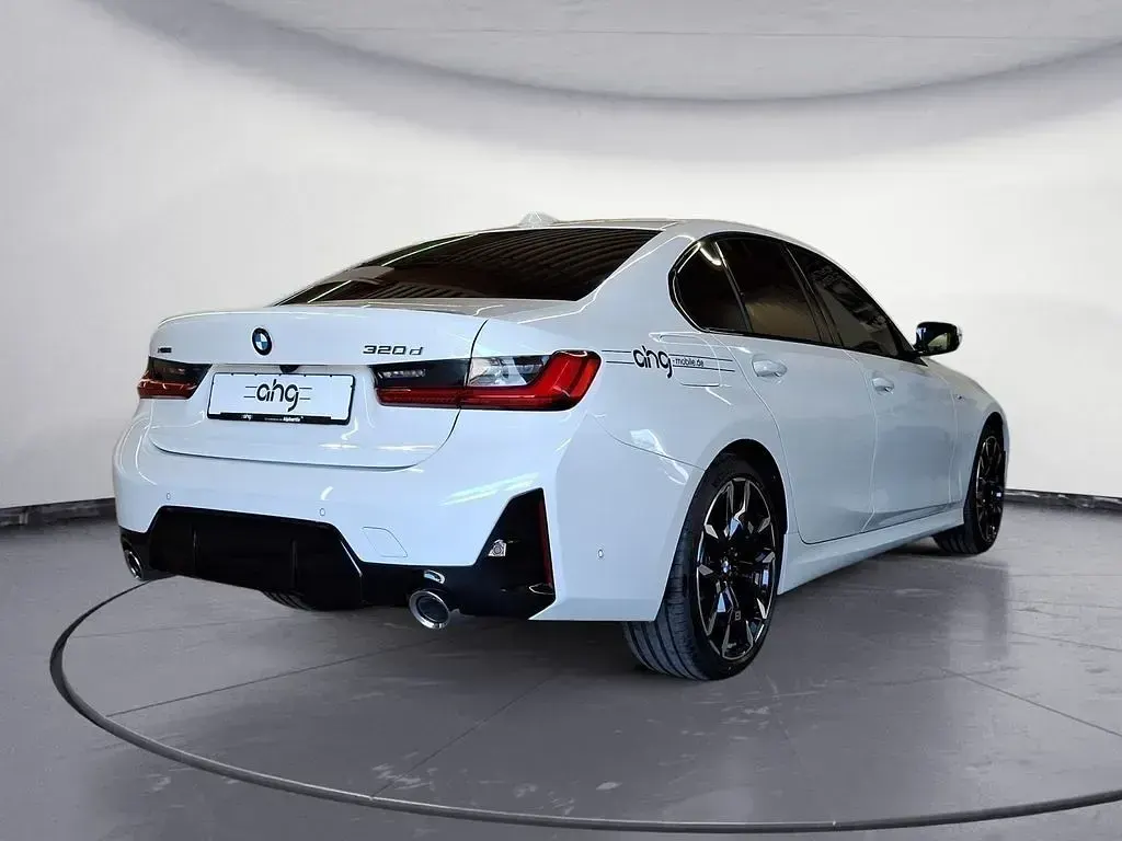 Gebraucht BMW 320 190 PS (139 kW) 2026 Weiß Limousine