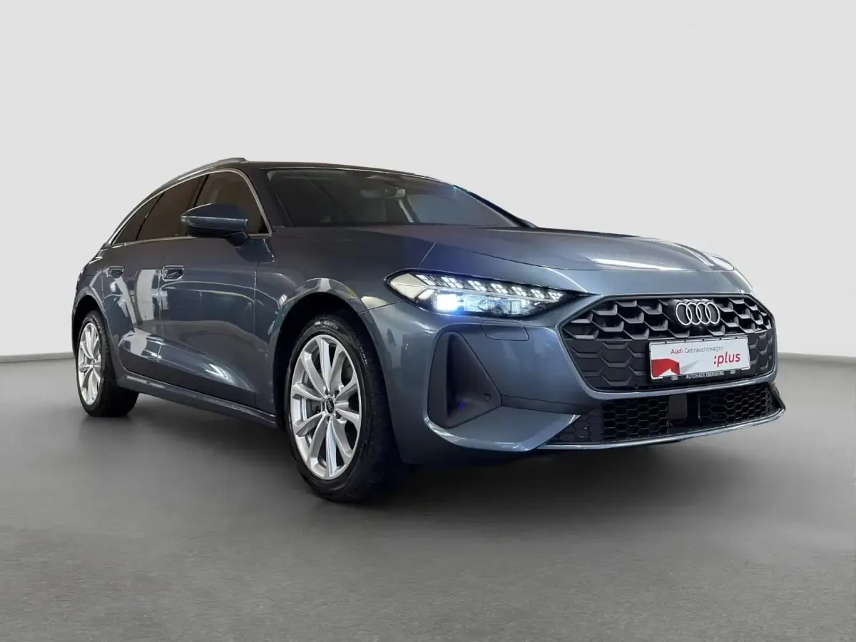 Gebraucht Audi A5 Sport 204 PS (150 kW) 2025 Horizontblau metallic Kombi