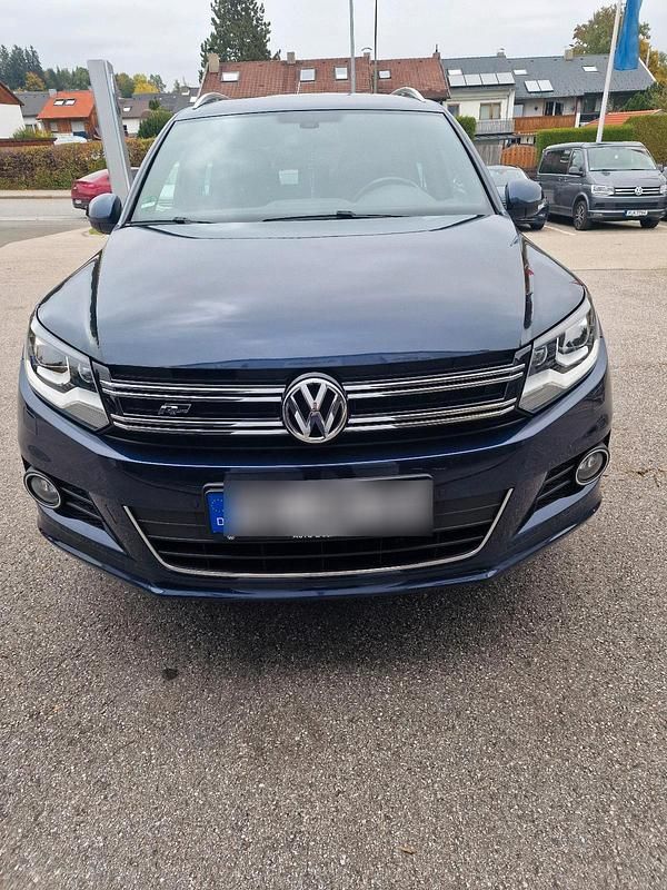 Blau Gebraucht 2016 VW Tiguan R-line SUV | 15.300 € (Superpreis) - Bild 1/4