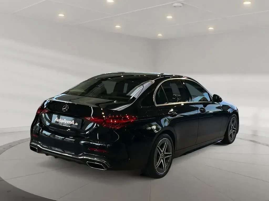 Gebraucht Mercedes C200 AMG 163 PS (119 kW) 2025 Schwarz Limousine