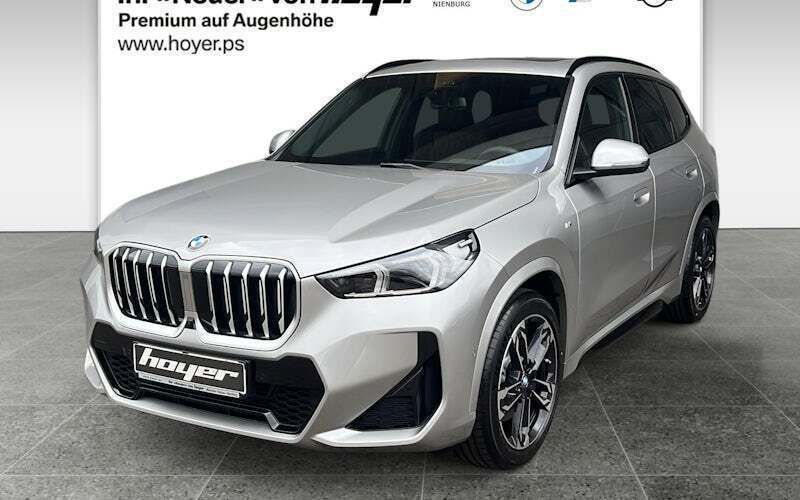 Silber Neu 2025 BMW X1 Comfort Edition SUV | 73.160 € - Bild 1/4