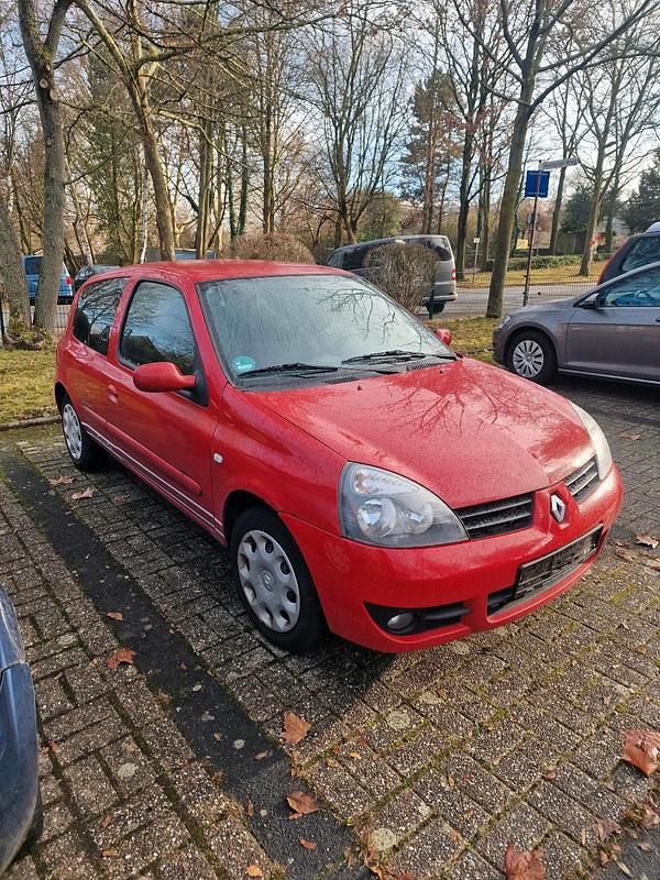 Gebraucht Renault Clio II 62 PS (45 kW) 2008 Rot Kleinwagen