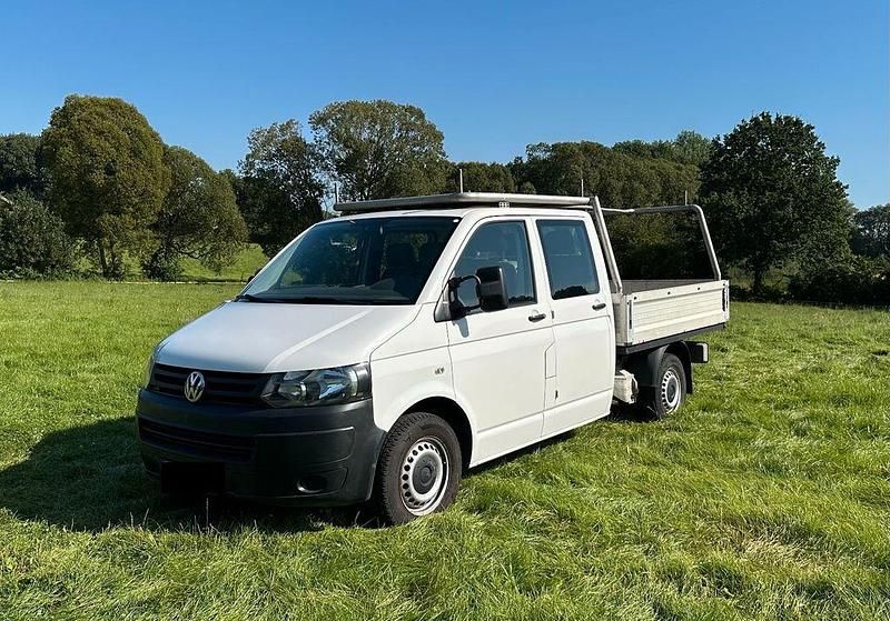 Weiß Gebraucht 2013 VW T5 Van | 16.900 € (Teuer) - Bild 1/4