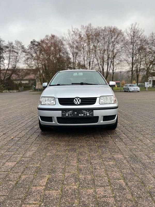 Silber Gebraucht 2001 VW Polo Kleinwagen | 1.150 € (Fairer Preis) - Bild 1/4