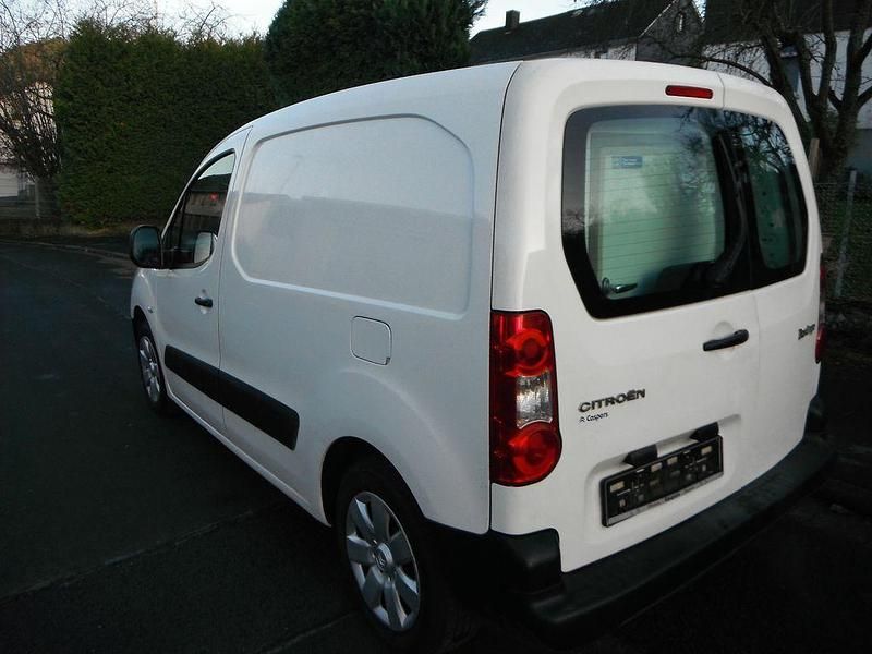 Gebraucht Citroën Berlingo 90 PS (66 kW) 2011 Weiß Van / Kleinbus