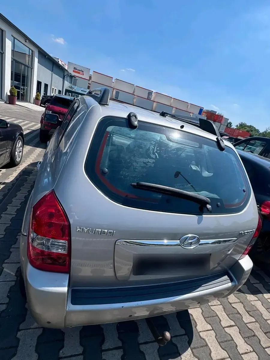 Gebraucht Hyundai Tucson GLS 141 PS (103 kW) 2005 Gold SUV