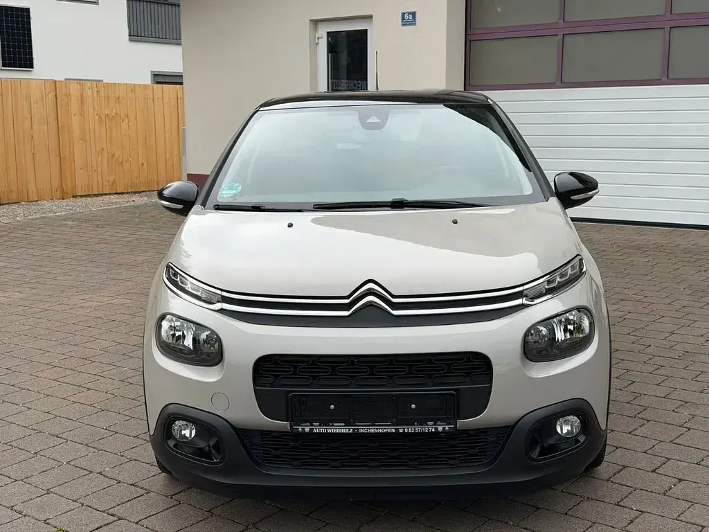 Gebraucht Citroën C3 Shine 110 PS (80 kW) 2018 Grau Kleinwagen
