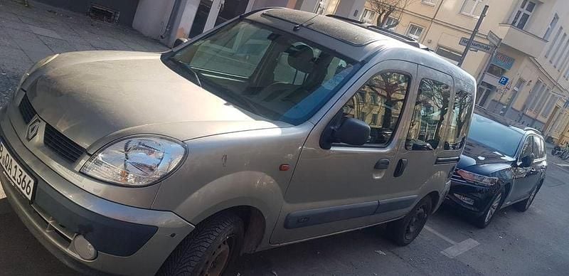 Gebraucht Renault Kangoo Authentique 58 PS (42 kW) 2005 Van / Kleinbus