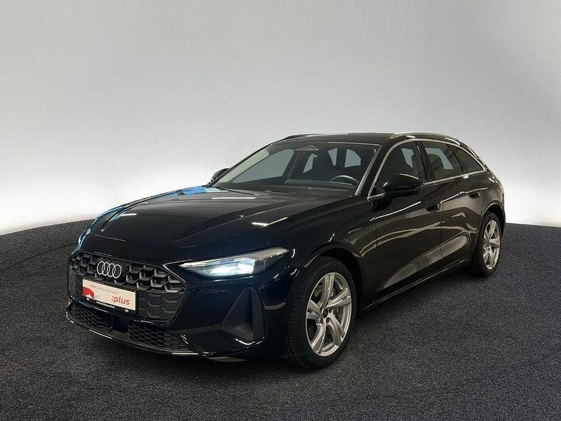 Gebraucht Audi A5 Ambiente 150 PS (110 kW) 2025 0e mythosschwarz metallic Kombi