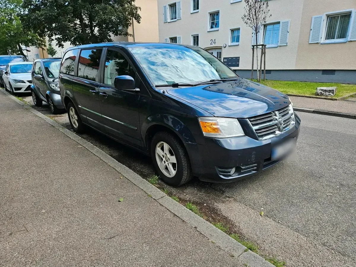 Używany Dodge Grand Caravan 236 KM (173 kW) 2008 Niebieski Minivan