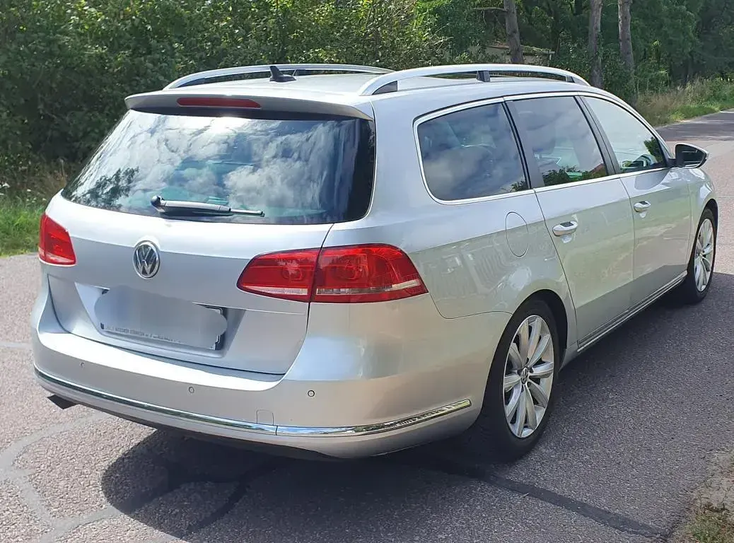 Gebraucht VW Passat 122 PS (89 kW) 2012 Silber Kombi