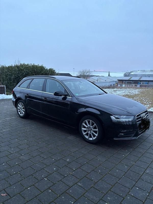 Gebraucht Audi A4 Ambiente 177 PS (130 kW) 2015 Schwarz Kombi