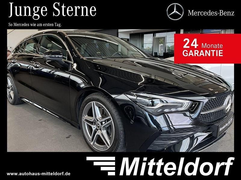 Lack kosmosschwarz Gebraucht 2024 Mercedes CLA200 Shooting Brake AMG Kombi | 33.380 € (Fairer Preis) - Bild 1/4