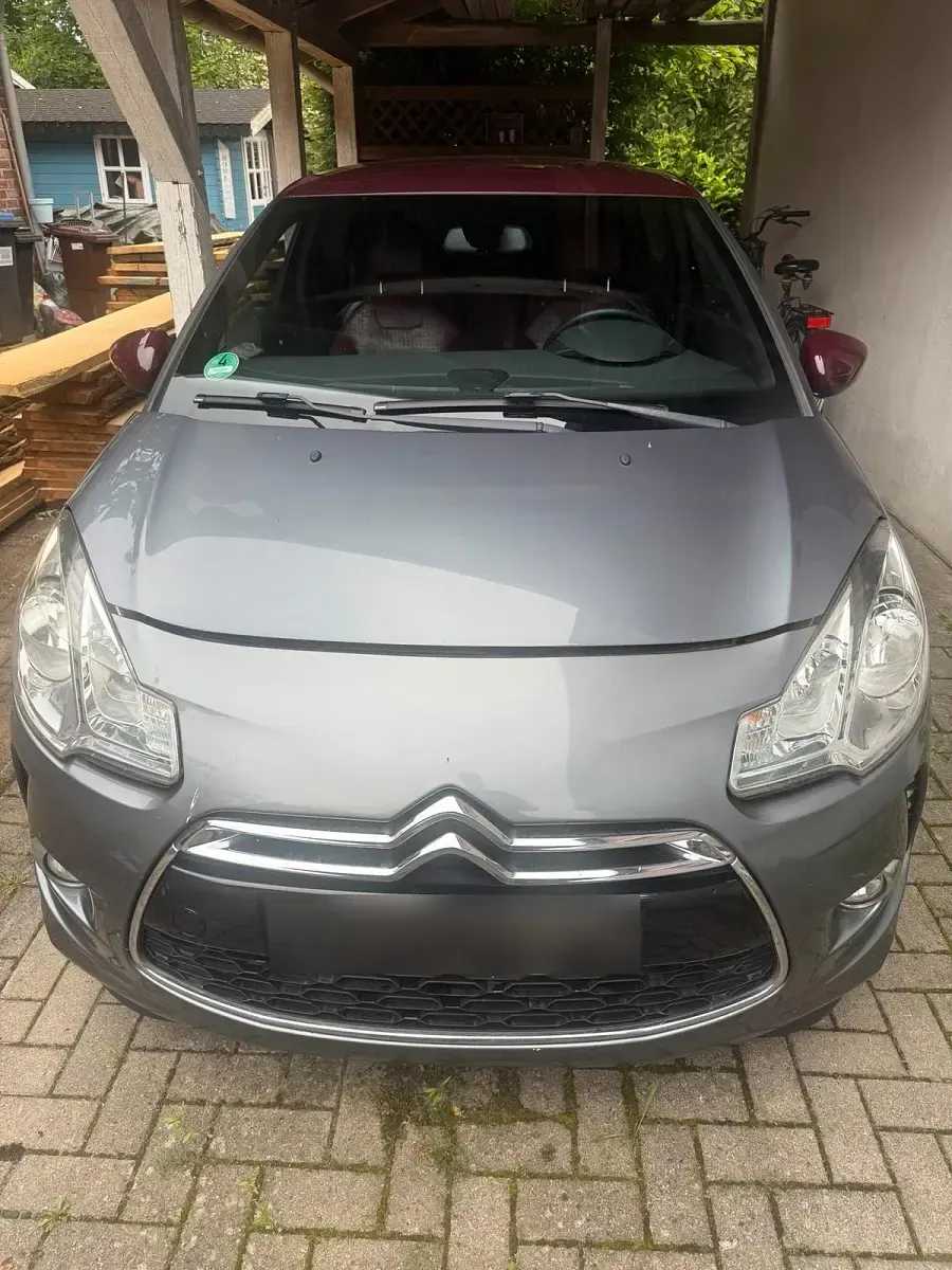 Gebraucht Citroën DS3 92 PS (67 kW) 2010 Grau Kleinwagen