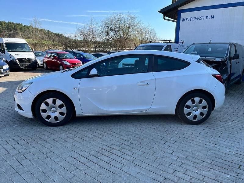 Gebraucht Opel Astra GTC Edition 140 PS (102 kW) 2012 Weiß
