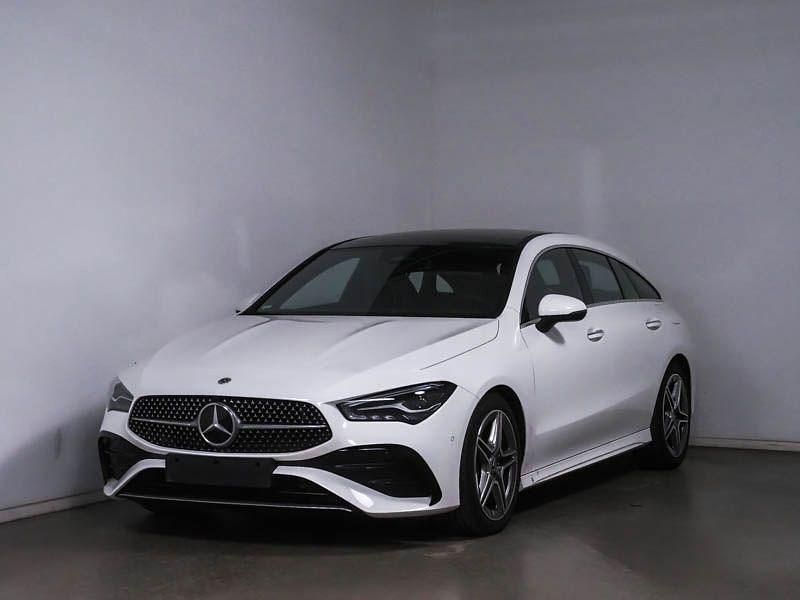 Weiß Gebraucht 2024 Mercedes CLA250 AMG Limousine | 37.950 € (Guter Preis) - Bild 1/4