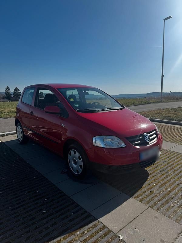 Gebraucht VW Fox 55 PS (40 kW) 2005 Rot Kleinwagen
