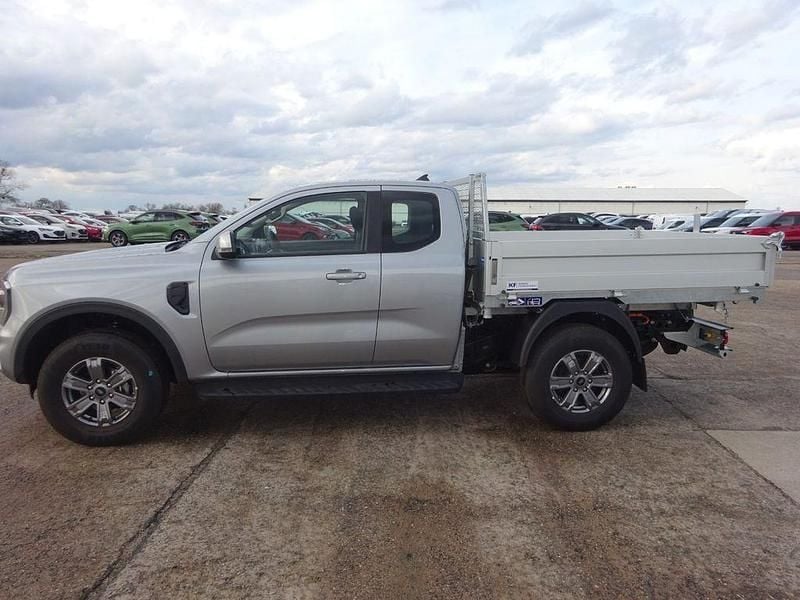Neu Ford Ranger XLT 170 PS (125 kW) 2026 Silber Pickup