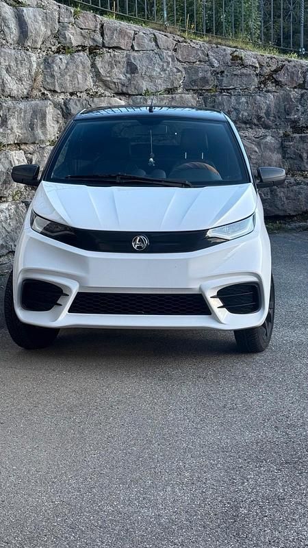 Weiß Gebraucht 2024 Aixam City Sport | 14.900 € (Fairer Preis) - Bild 1/4