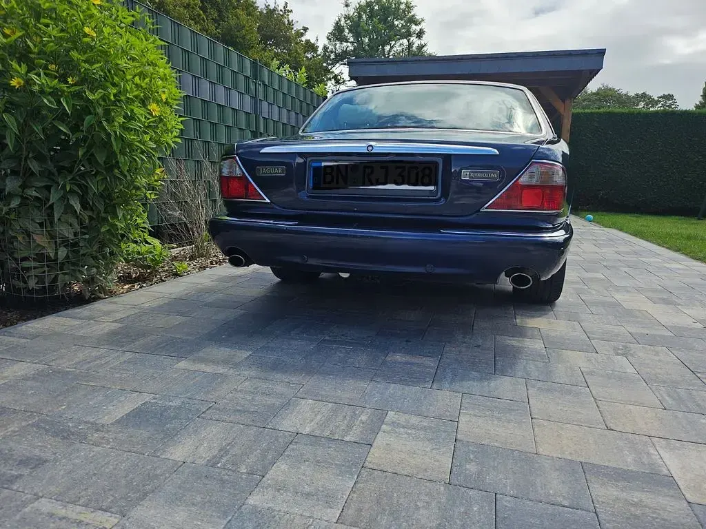 Gebraucht Jaguar XJ Executive 284 PS (208 kW) 2002 Blau Limousine