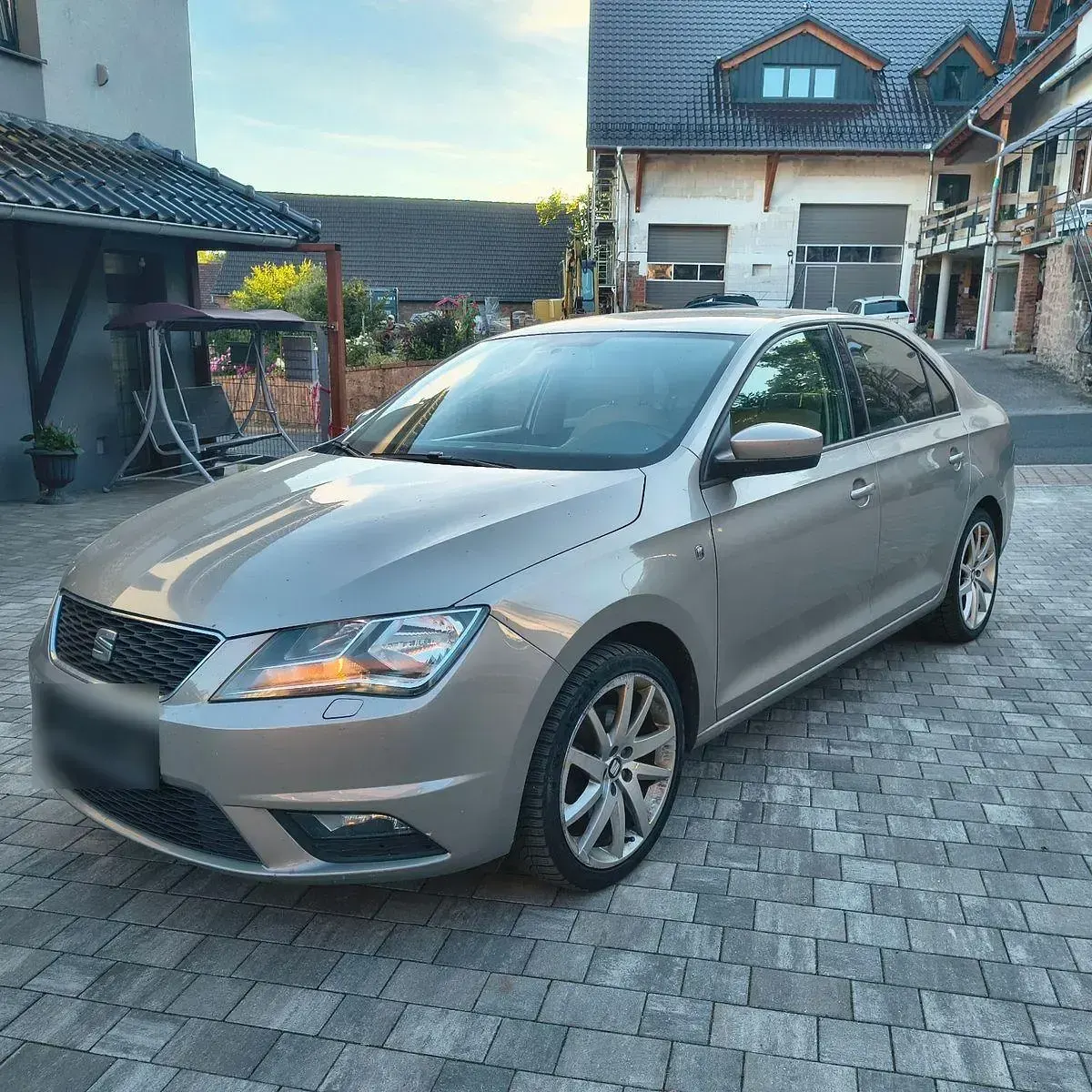 Gebraucht Seat Toledo 105 PS (77 kW) 2014 Kleinwagen