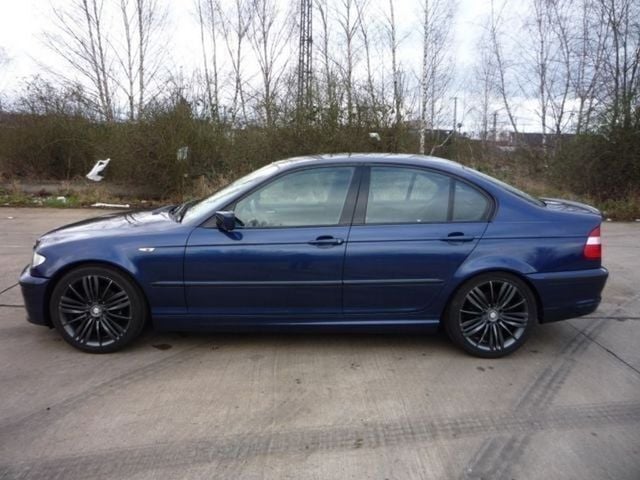 Używany BMW 320 150 KM (110 kW) 2004 Niebieski Sedan/Limuzyna