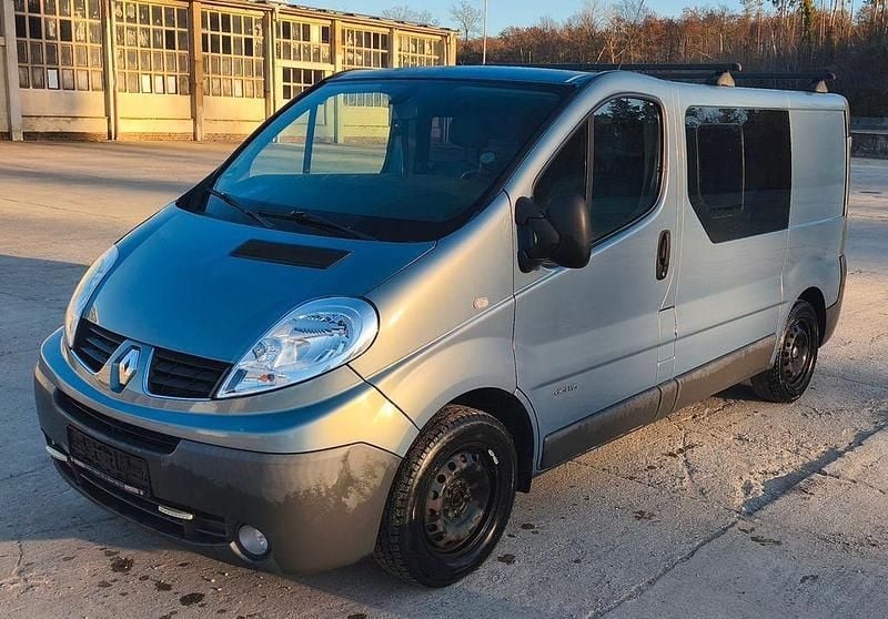 Gebraucht Renault Trafic 114 PS (83 kW) 2007 Grau Van / Kleinbus