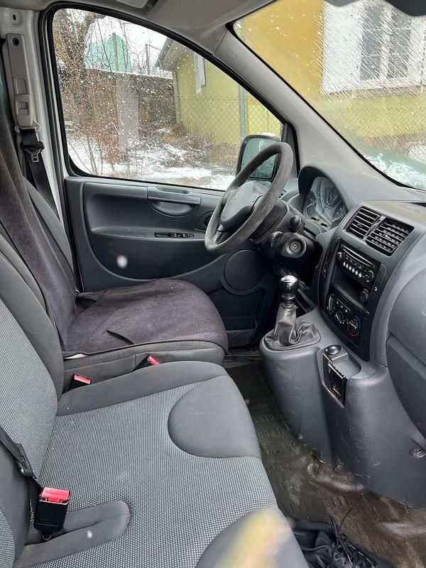 Gebraucht Peugeot Expert 128 PS (94 kW) 2013 Weiß Van