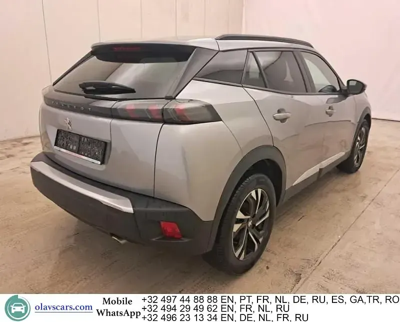 Gebraucht Peugeot 2008 Allure 110 PS (80 kW) 2021 Silber SUV