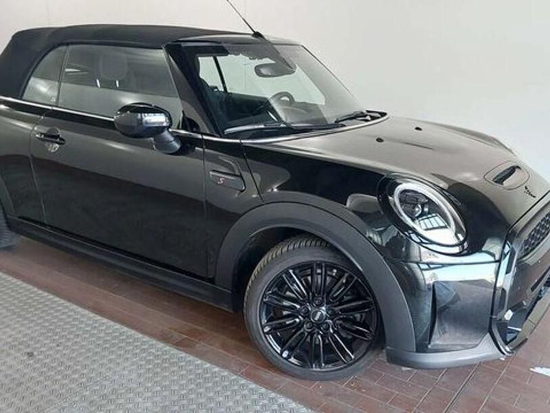 Gebraucht Mini Cooper S 178 PS (130 kW) 2023 Schwarz Kleinwagen