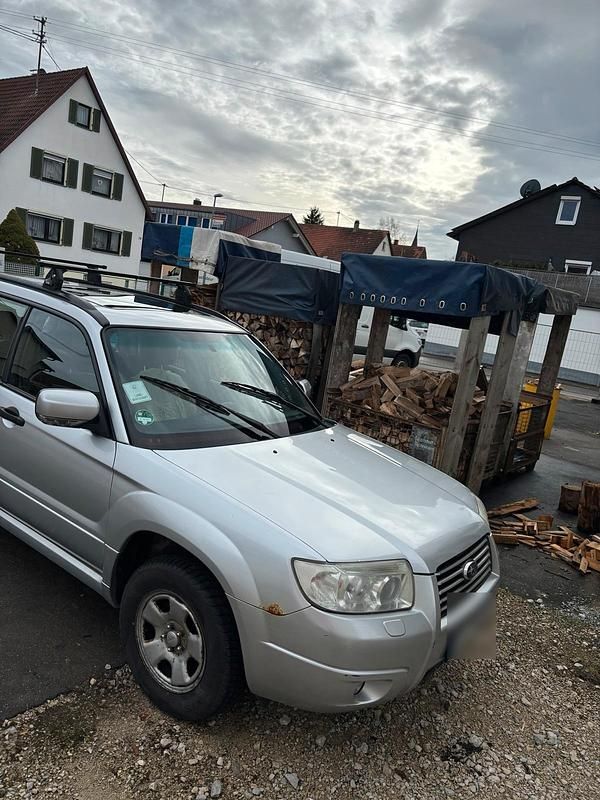Gebraucht Subaru Forester 160 PS (117 kW) 2007 Silber SUV