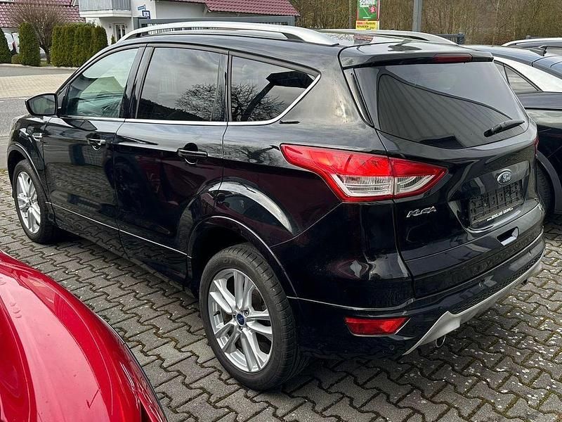 Gebraucht Ford Kuga Individual 150 PS (110 kW) 2016 Schwarz SUV