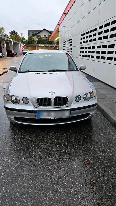 Grau Gebraucht 2001 BMW 316 Compact Kleinwagen | 950 € (Superpreis) - Bild 1/4