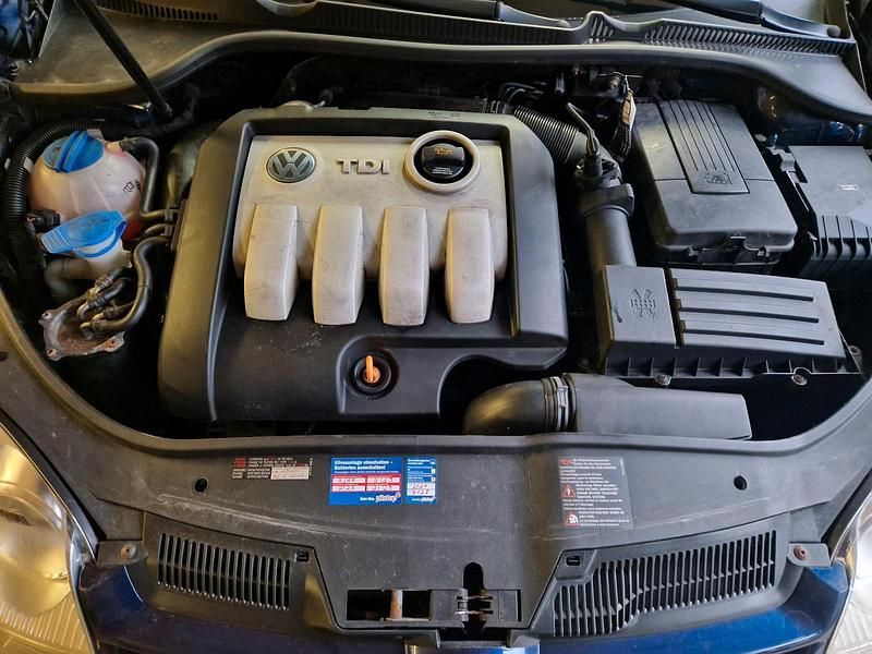 Gebraucht VW Golf V 90 PS (66 kW) 2006 Blau Kleinwagen