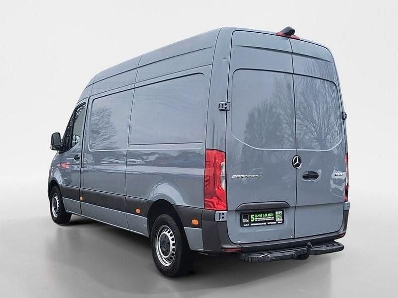 Second-hand Mercedes Sprinter 114 CP (83 kW) 2019 Albastru Van