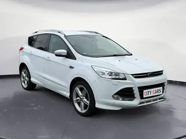 Gebraucht Ford Kuga Individual 163 PS (119 kW) 2014 Andere SUV