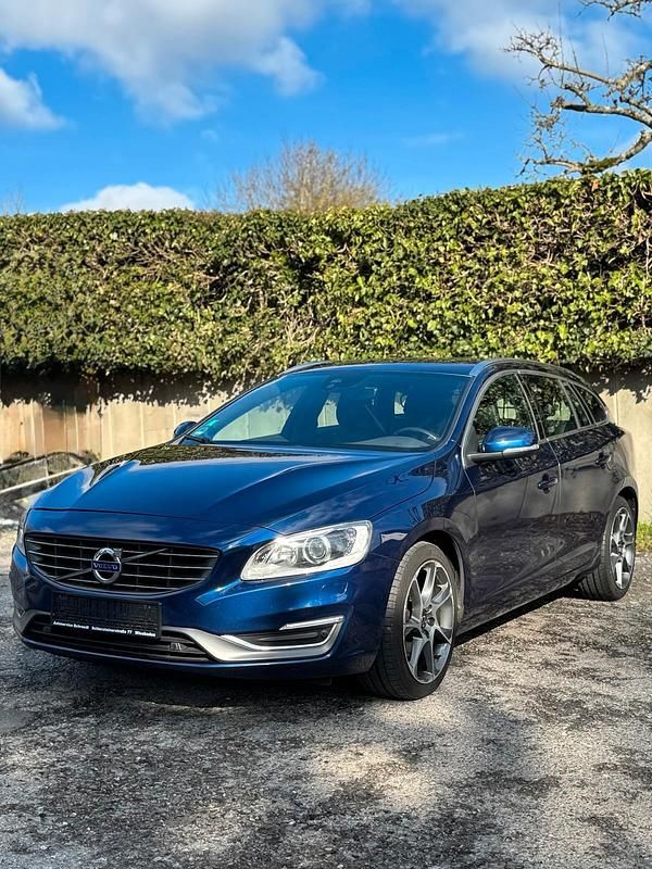Brugt Volvo V60 136 HK (100 kW) 2015 Blå Stationcar
