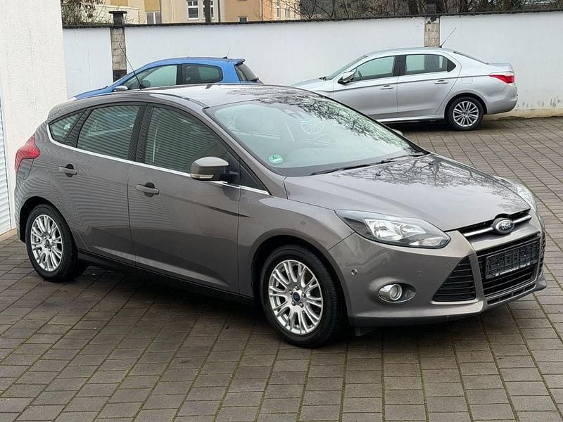 Gebraucht Ford Focus Titanium 150 PS (110 kW) 2011 Braun Limousine