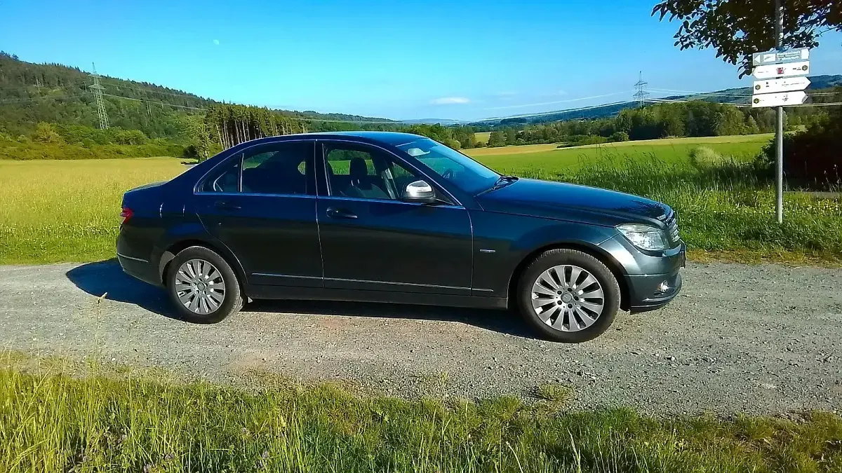 Gebraucht Mercedes C180 156 PS (114 kW) 2007 Schwarz Limousine