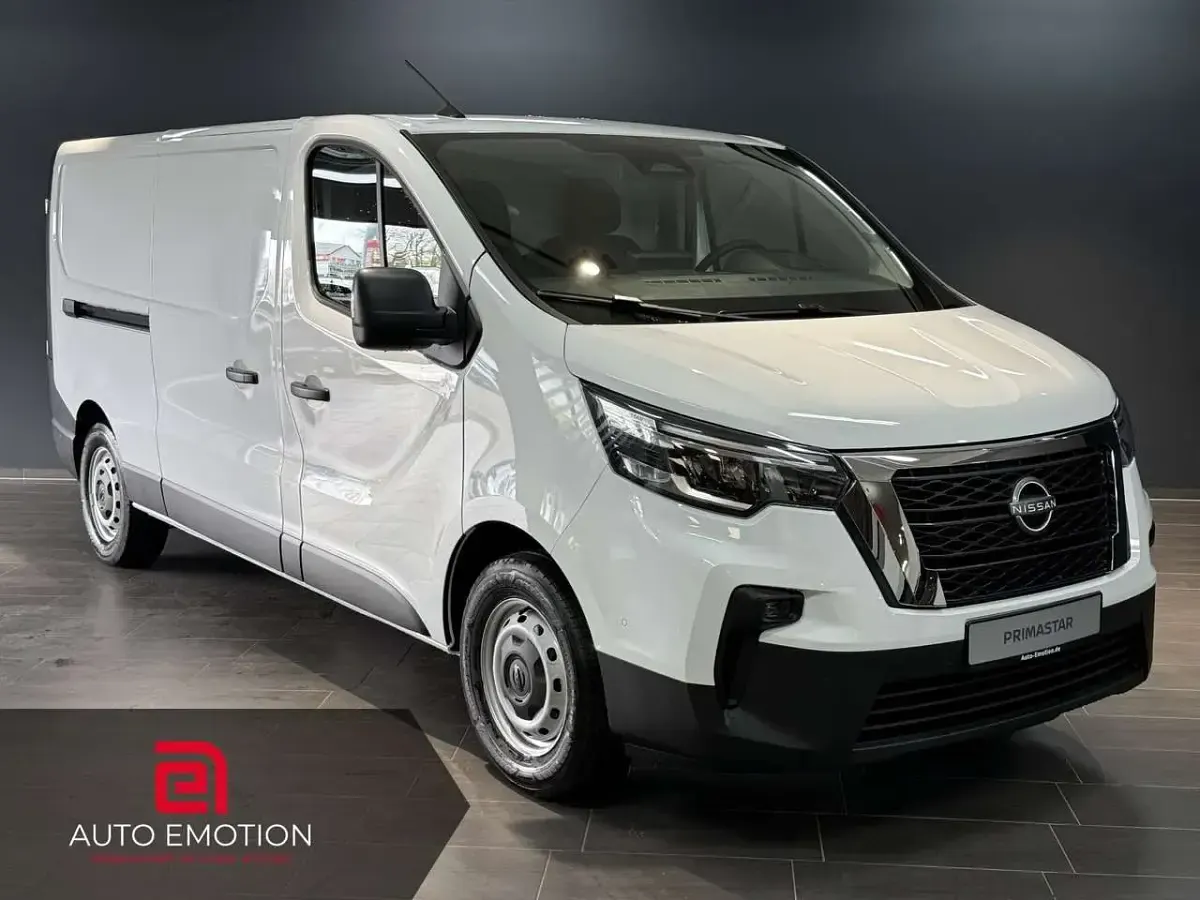 Neu Nissan Primastar N-Connecta 131 PS (96 kW) 2026 Weiß Van / Kleinbus