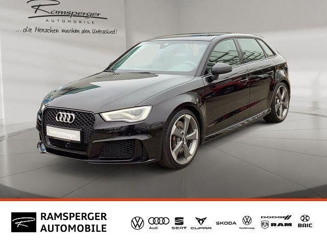 Schwarz (pantherschwarz kristalleffekt) Gebraucht 2016 Audi RS3 Sportback Design Kleinwagen | 39.990 € (Etwas zu teuer) - Bild 1/4