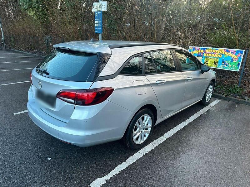 Gebraucht Opel Astra Edition 105 PS (77 kW) 2022 Silber Kombi