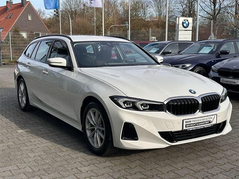 Gebraucht BMW 318 156 PS (114 kW) 2025 Alpinweiss Kombi