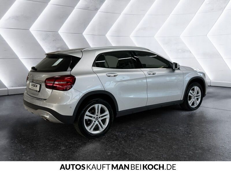 Gebraucht Mercedes GLA200 156 PS (114 kW) 2020 Andere farbe SUV