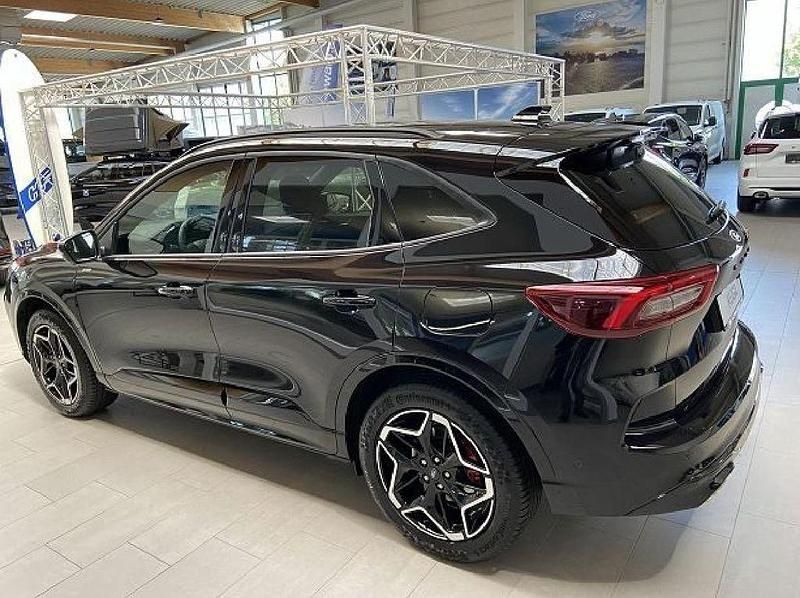 Gebraucht Ford Kuga ST-Line X 152 PS (111 kW) 2025 Schwarz SUV