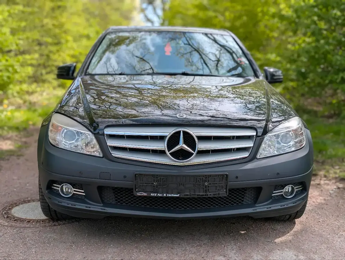 Gebraucht Mercedes C200 184 PS (135 kW) 2009 Schwarz Limousine